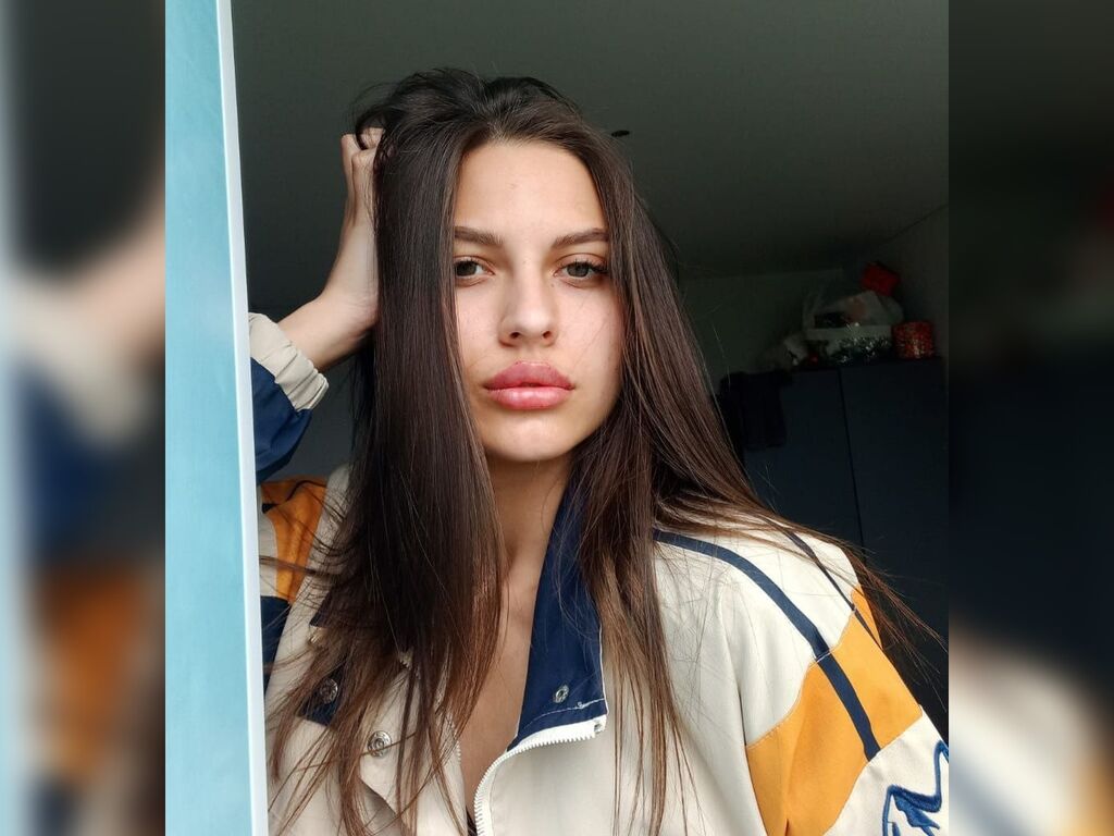 AlisyMay Nude