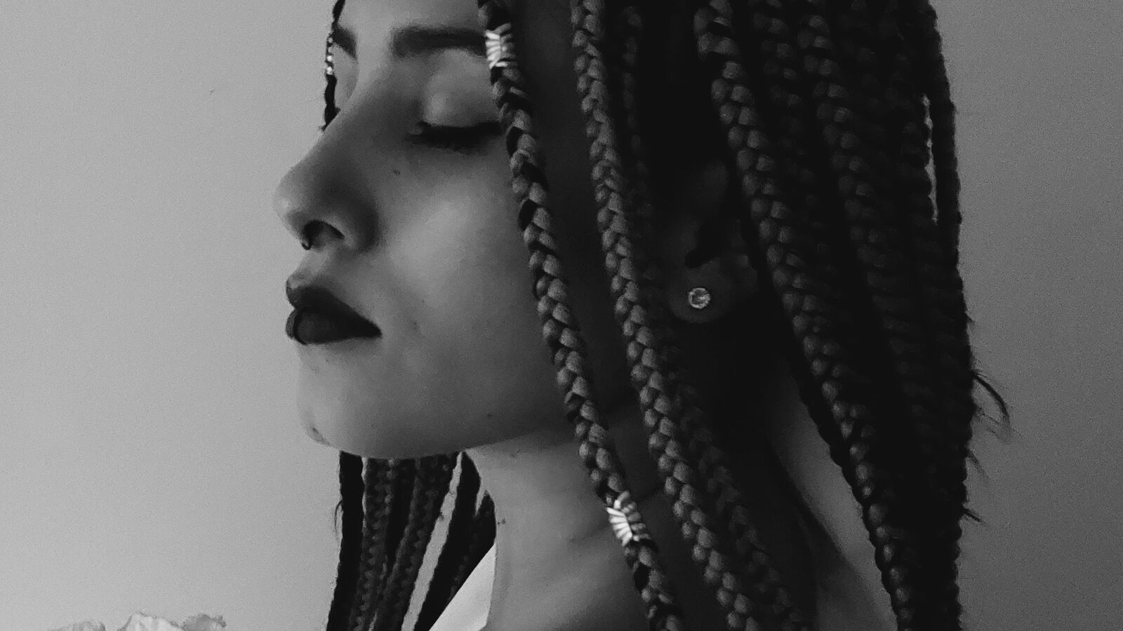 AfroditaRussell erotic portrait