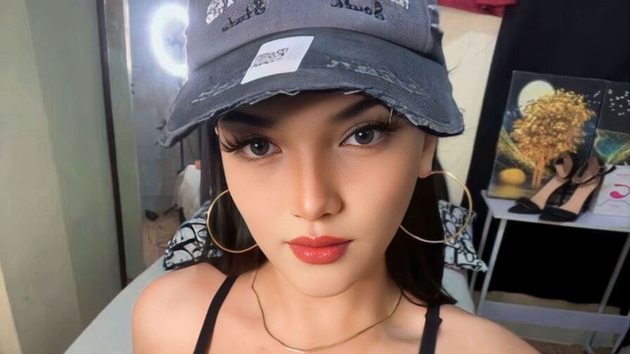 JenAddison live cam model