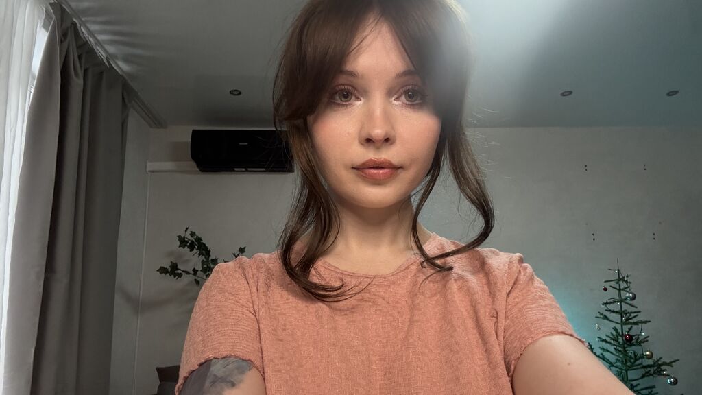 LiliJana live cam on LiveJasmin