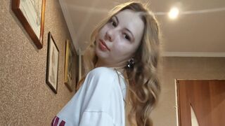 VictoriaAdel Live Webcam on LiveJasmin