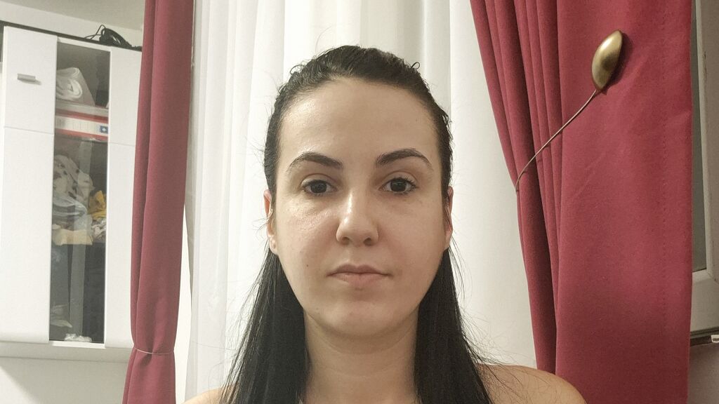 AnnaBrownie online on GirlsOfJasmin