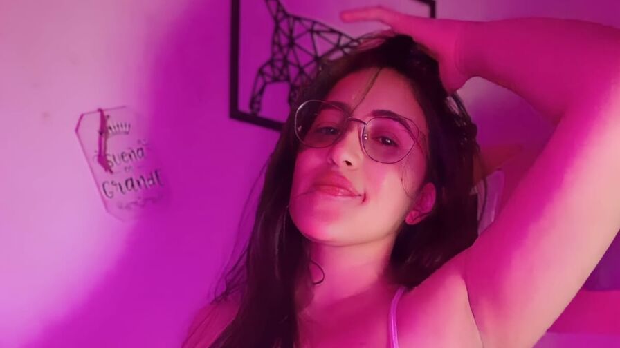 Sexy Live Sex Chat with EdyWeyr