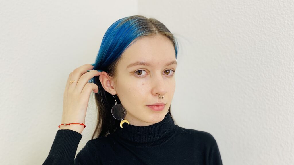  online at GirlsOfJasmin