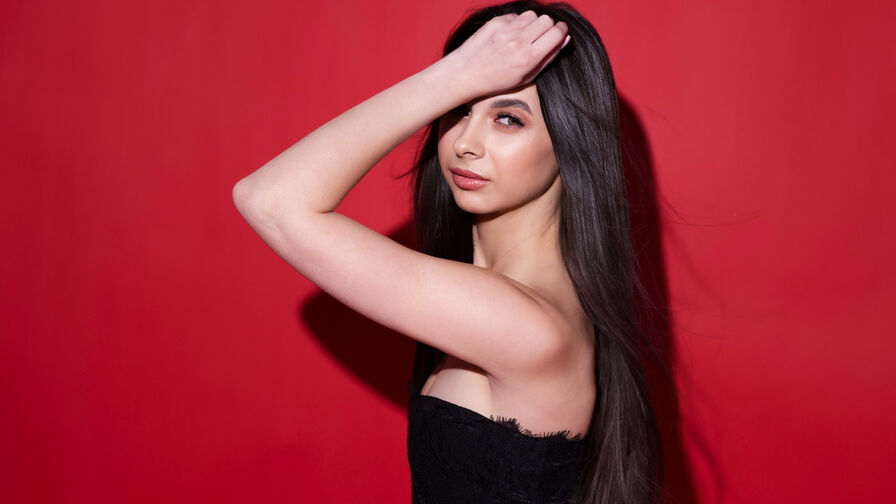 Watch LillyGrays live on tastypornhot.com