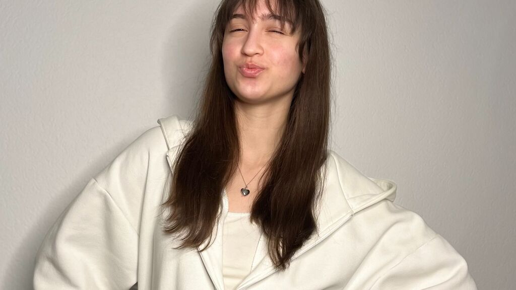 GwenBrougham online on GirlsOfJasmin