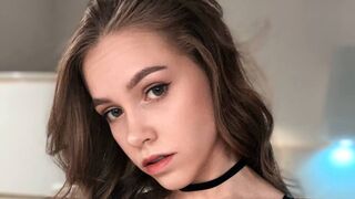 StoneeEva Live Webcam on LiveJasmin