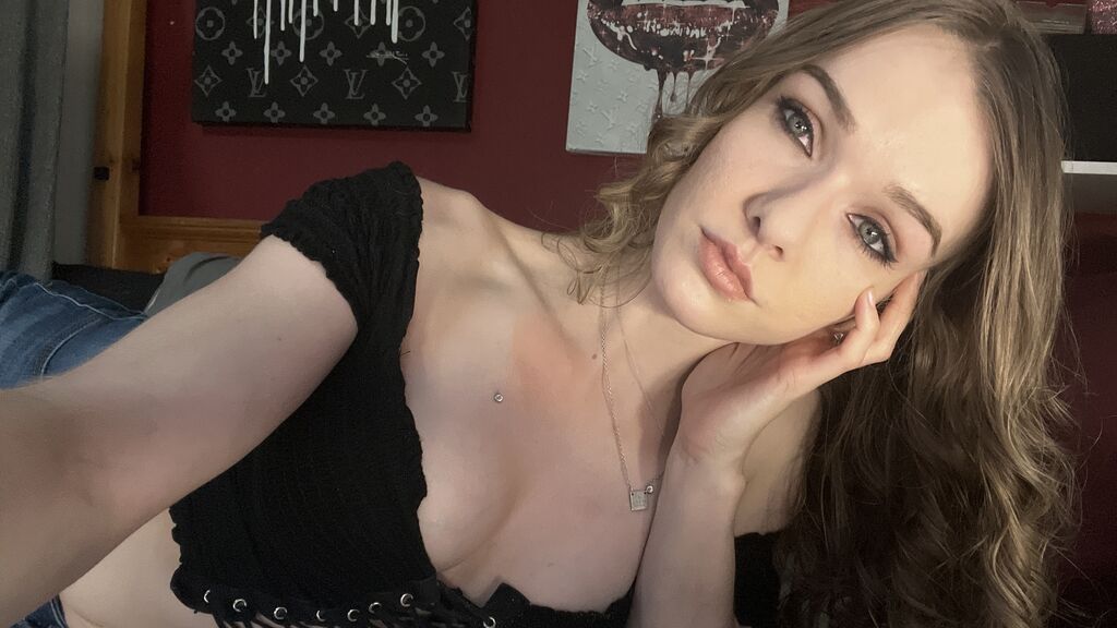 RhylieHazel Live Chat on LiveJasmin
