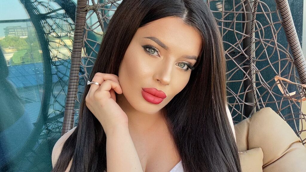 LustLuna's profile from Jasmin at GirlsOfJasmin'