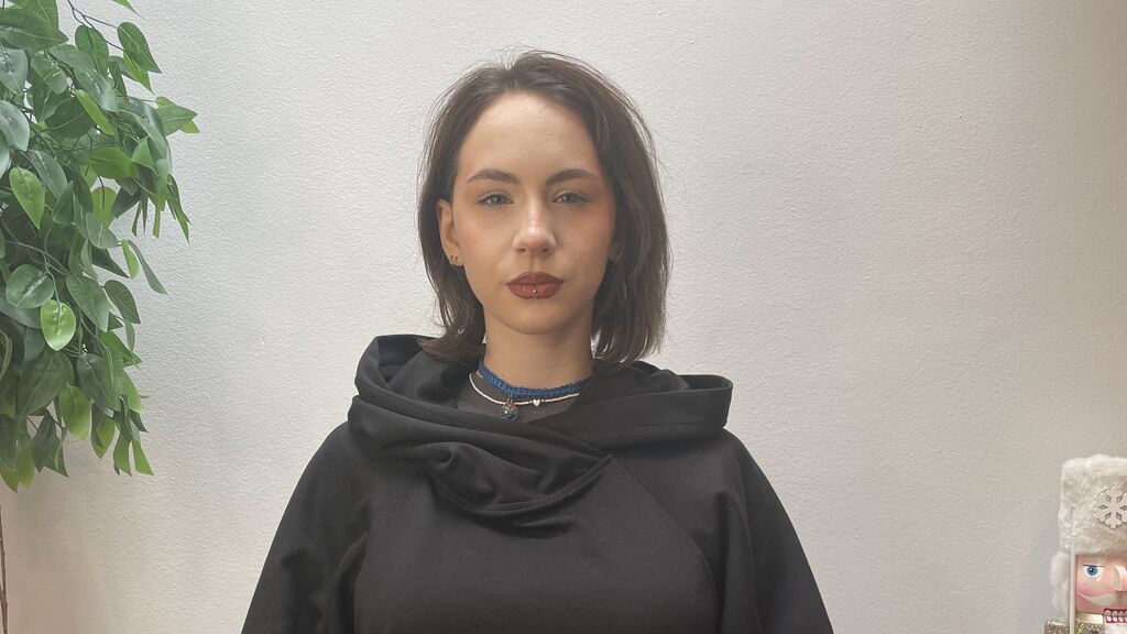 MaureenCoombs's profile from Jasmin at GirlsOfJasmin'