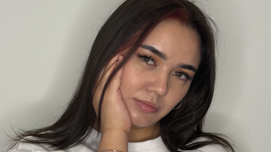 MarisHinchman live cam model