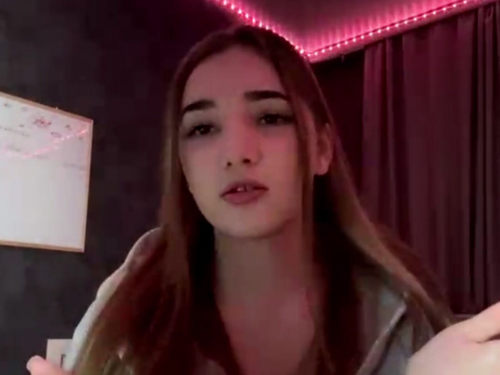 Live cam for LaurynKendell