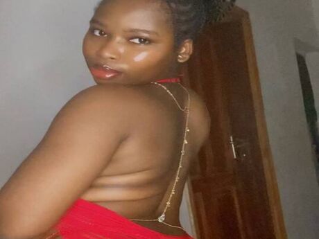 Chat with CaramelDaisy