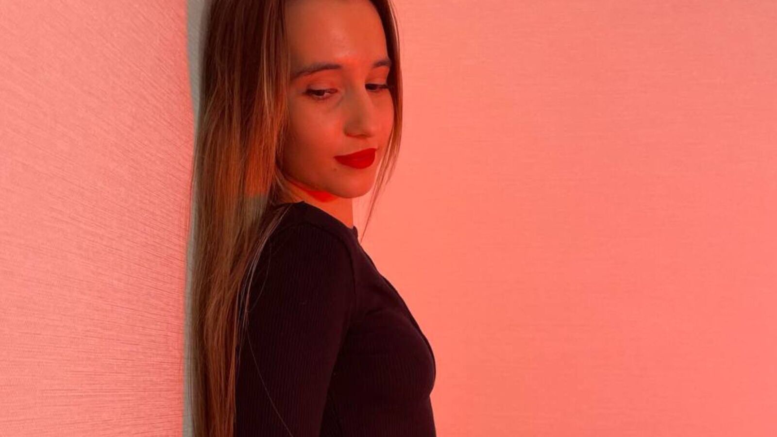 AliceWaiss erotic portrait