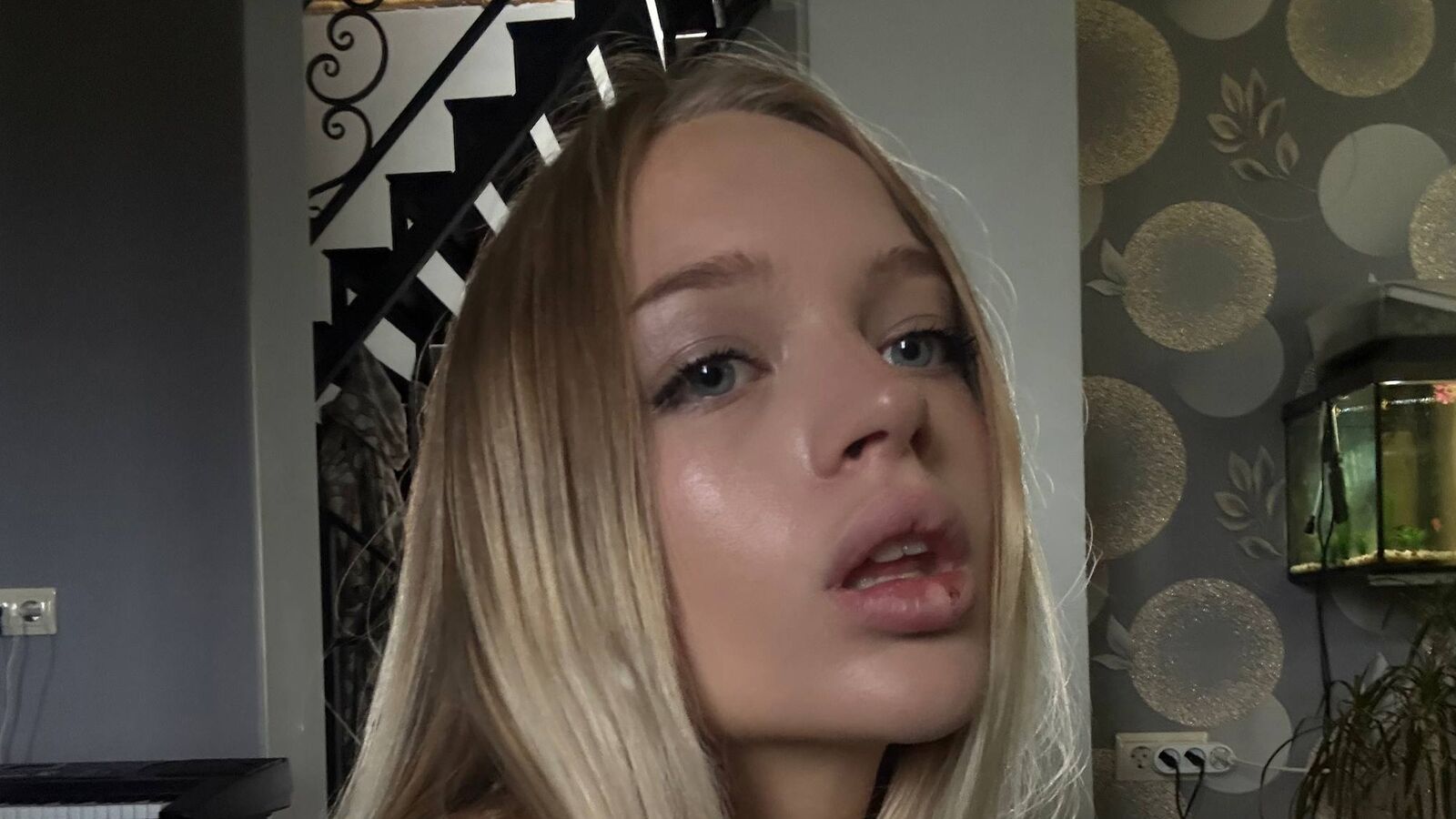 BarabaraDaricek erotic portrait