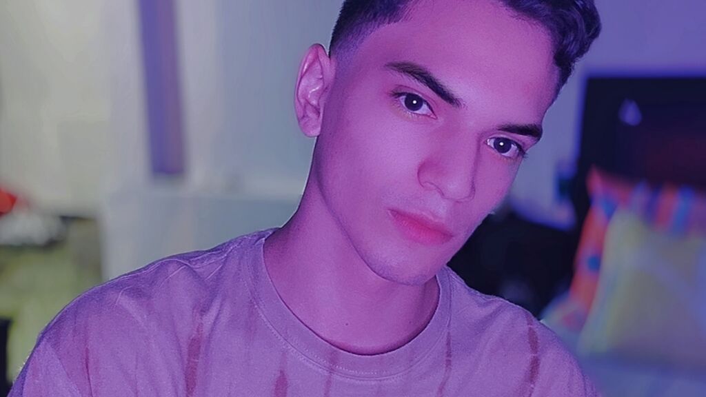 BenjaminPolk Live Cam on LiveJasmin