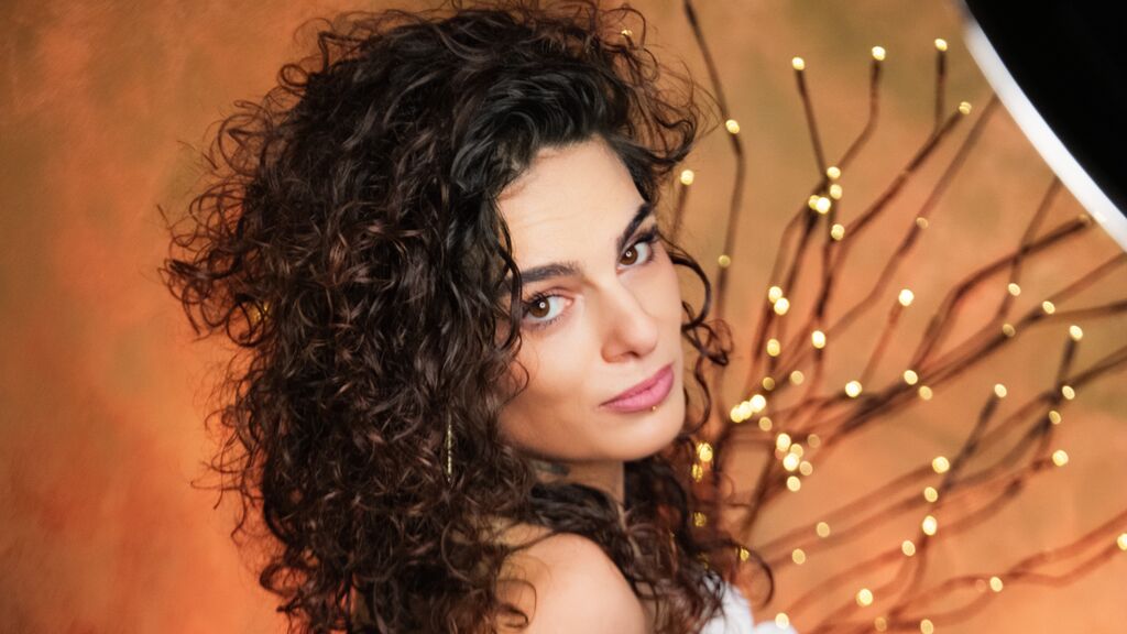 FrancescaBianchy live cam model at LiveJasmin