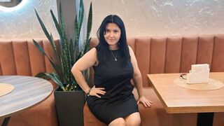 LuisaMiller, live now on LiveJasmin