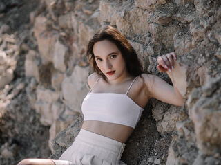 18 skinny white female brown hair brown eyes HelenKendal chat room