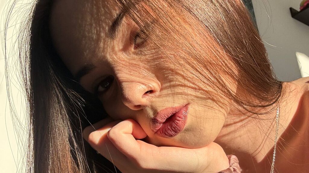 Sex chat gratuit in direct cu XeniaAlameida pe LiveJasmin
