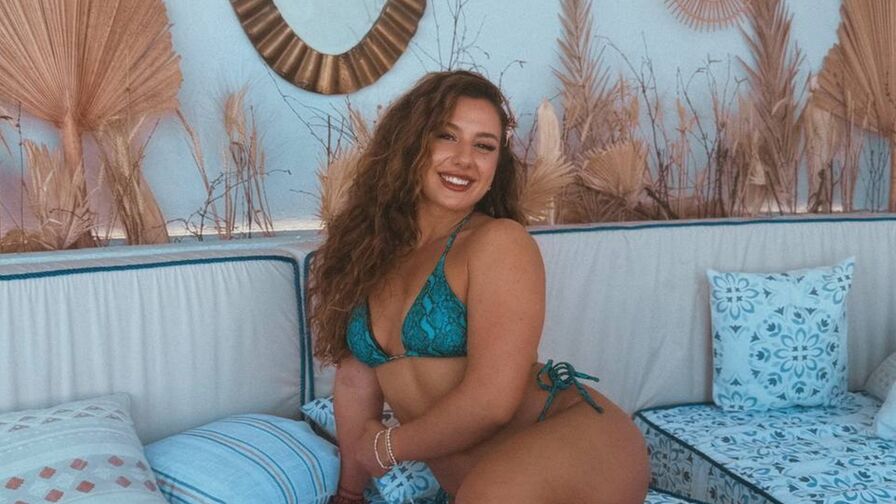 Watch LilithLaBelle on AsianSexSite.net