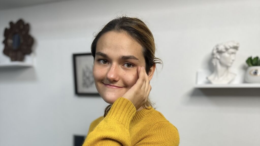 ElvinaHardey online on GirlsOfJasmin