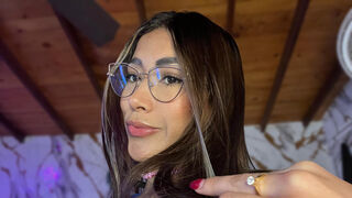 DacotaSantos similar LiveJasmin Cam2Cam profile