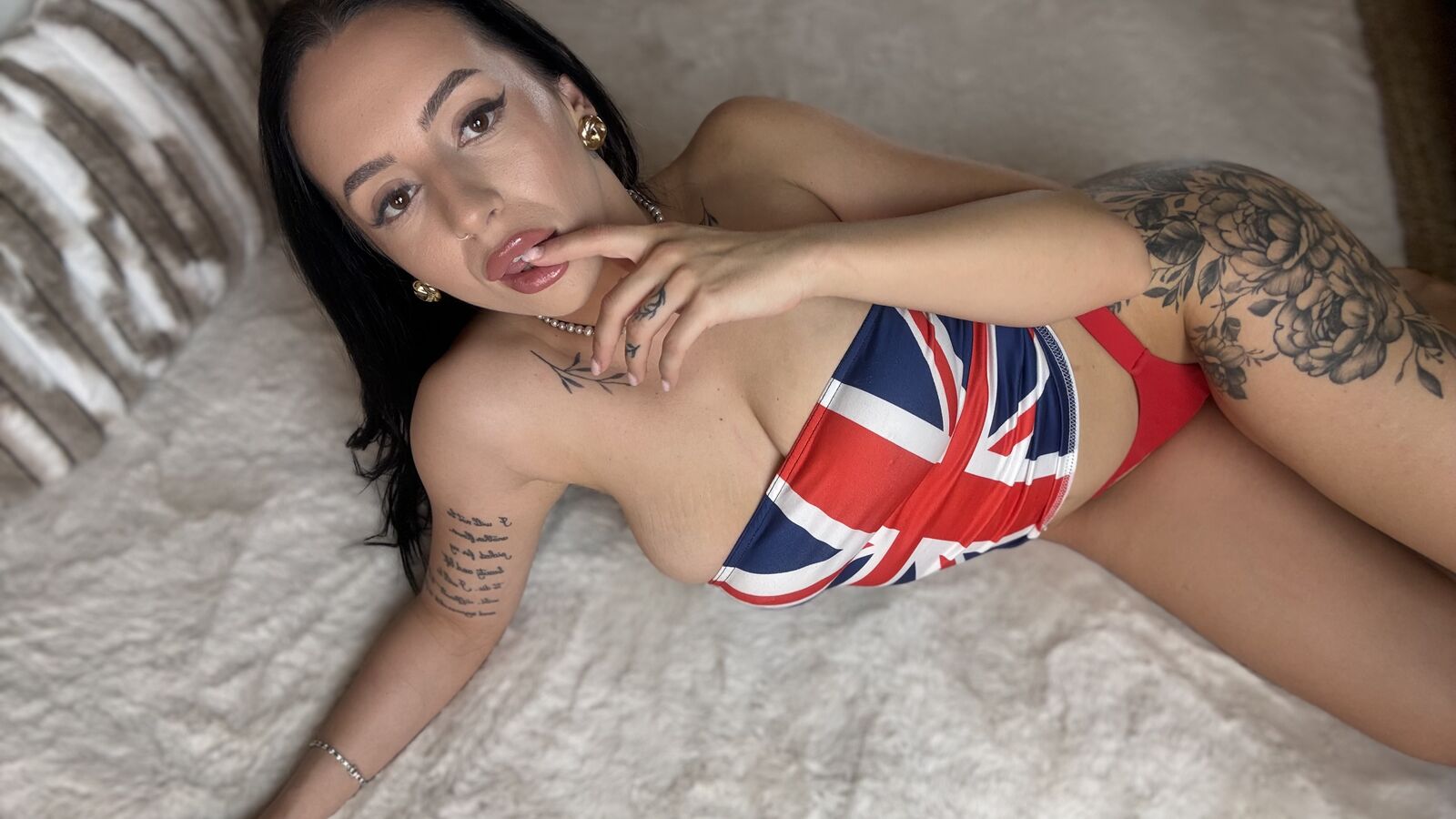 LilaWest erotic portrait