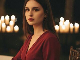 MichelineQuicksa age 18