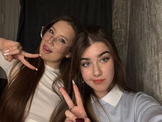 CatherineAndAshl Perform on live cam