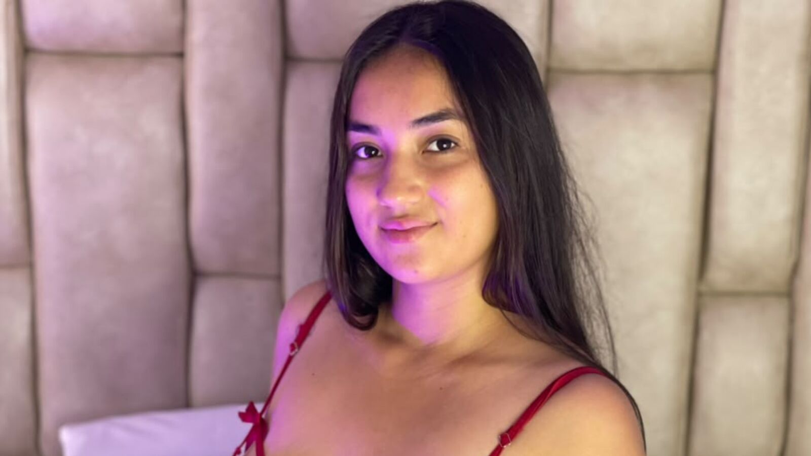 MarlyDayana glamour portrait