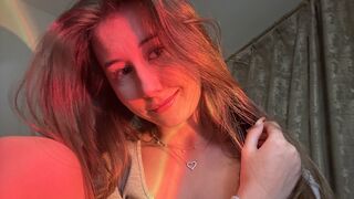 ViolettaBloom free chat webcam girl