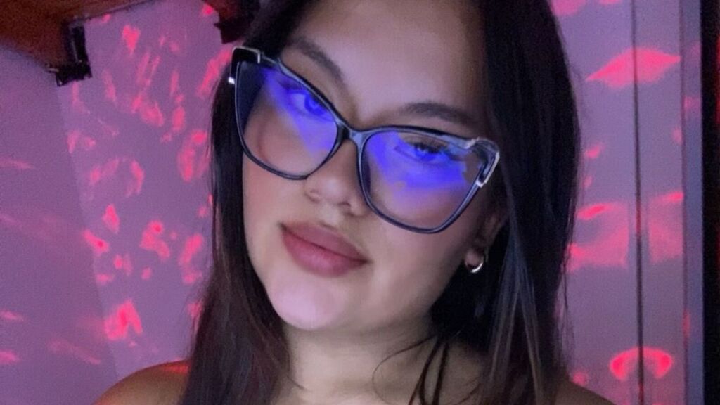 AlissonSoff's profile from Jasmin at GirlsOfJasmin'