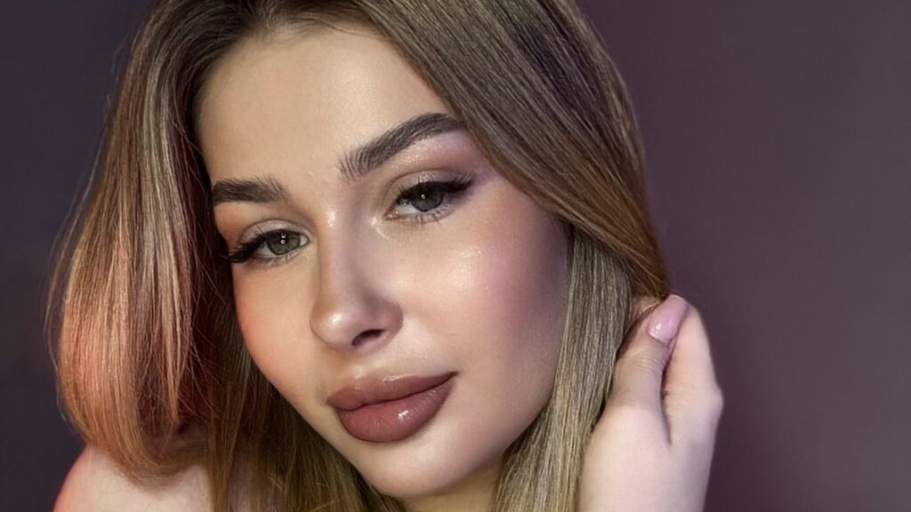 EvaEllies's profile from Jasmin at GirlsOfJasmin'