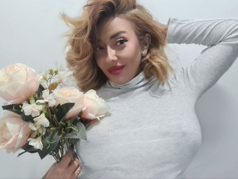 SonyaShia superxxxporn