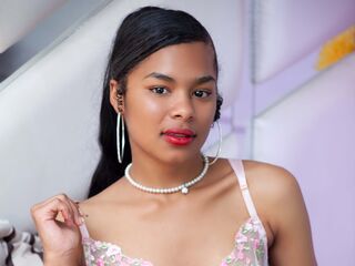 LucyLarz live nude sexxx