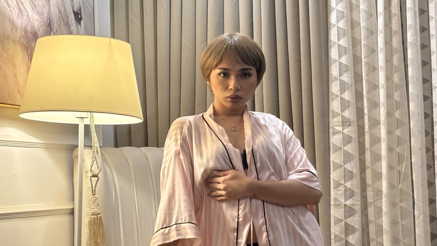 Watch SamarianHardes’s Cam Show Live
