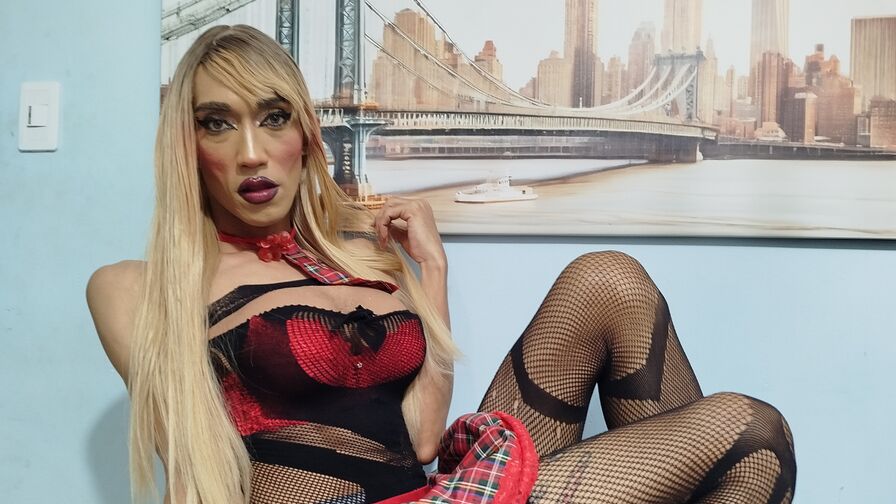 Sexy Live Sex Chat with ParisEver
