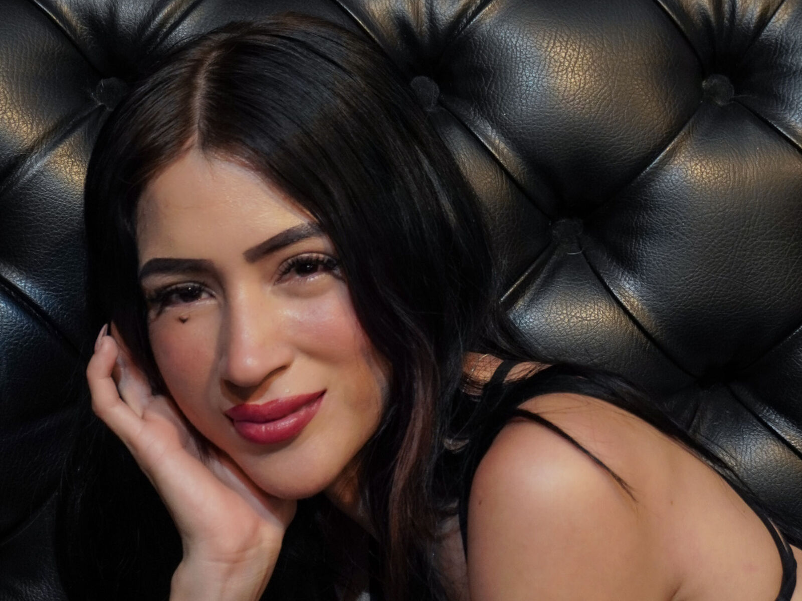 Live cam for LilyTarasona