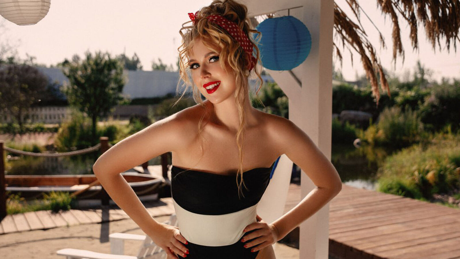 BeckieWhite erotic portrait