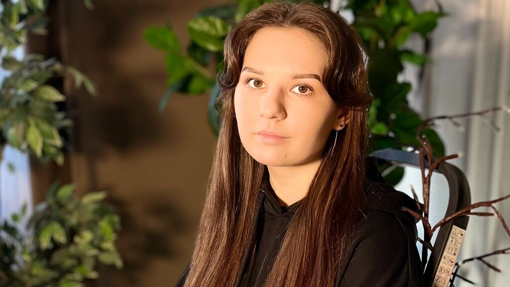 ValeneKristy online cam on GirlsOfJasmin