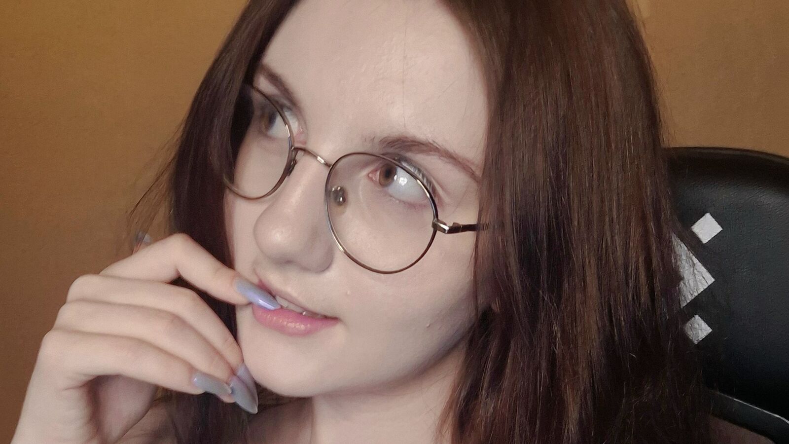 LinaLunna erotic portrait