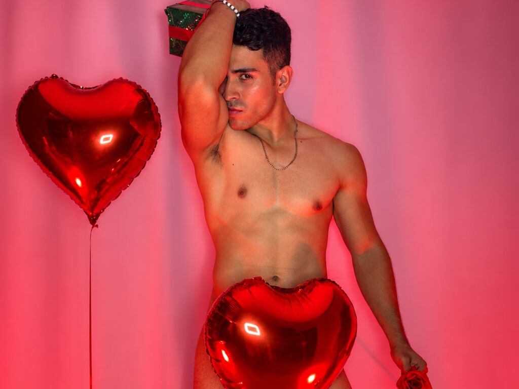 DarellGomez guy cam profile