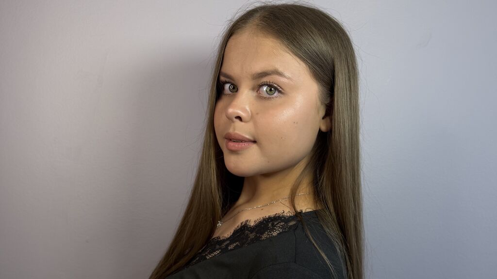JeanettaKorsak online on GirlsOfJasmin
