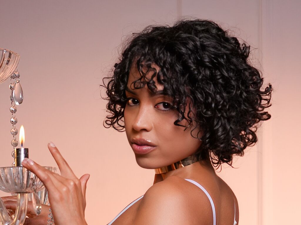 NadiaLara LiveJasmin credits show profile
