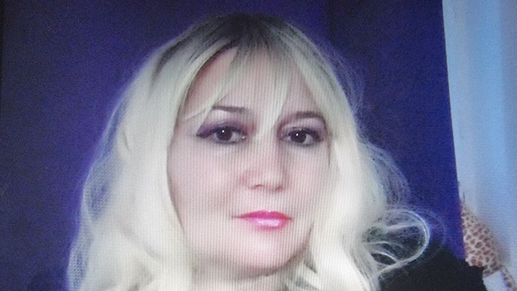 Live Chat with FionaAnderson on LiveJasmin