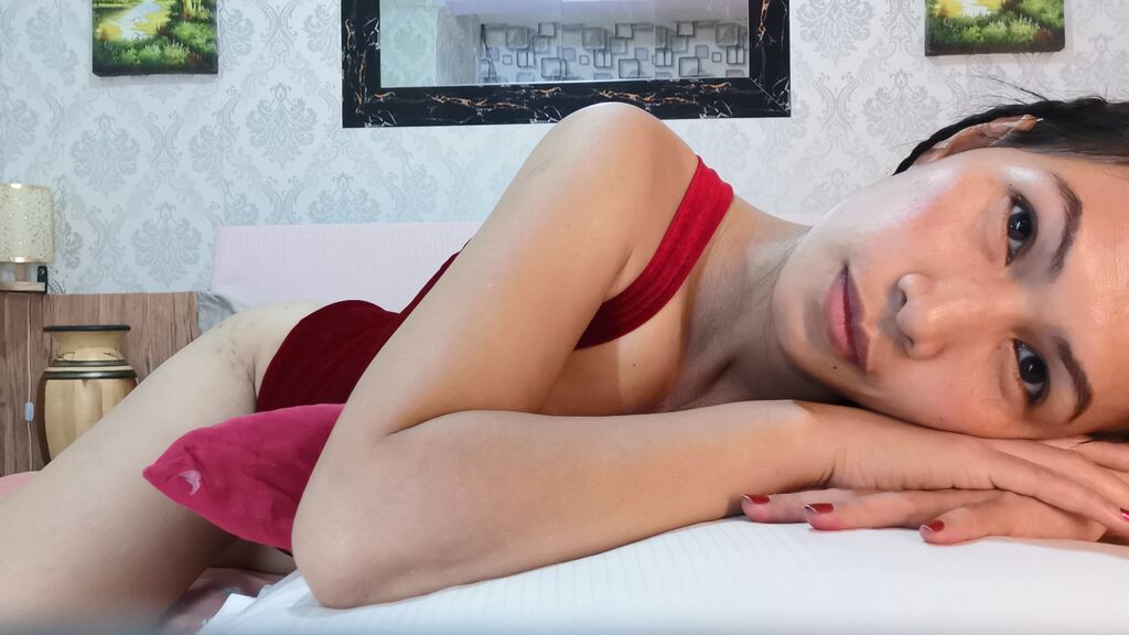 Sex chat gratuit in direct cu KimikoSnow pe LiveJasmin