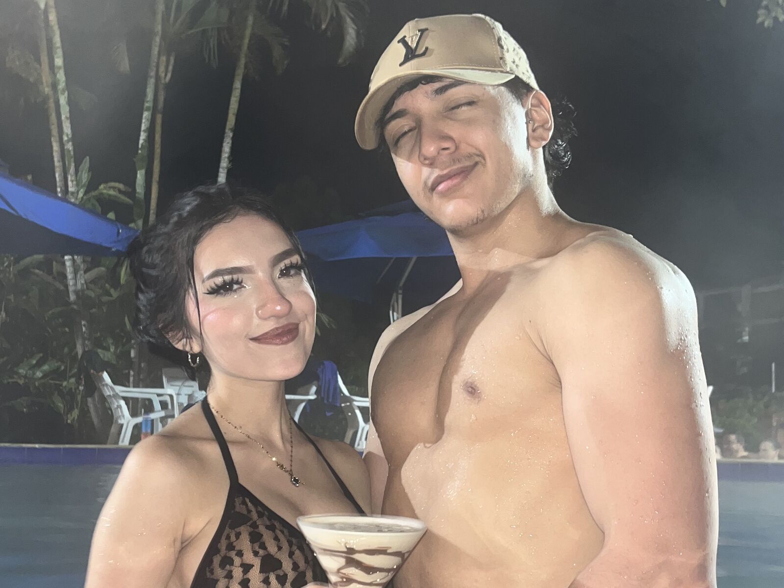 Live cam for EvaAndJake