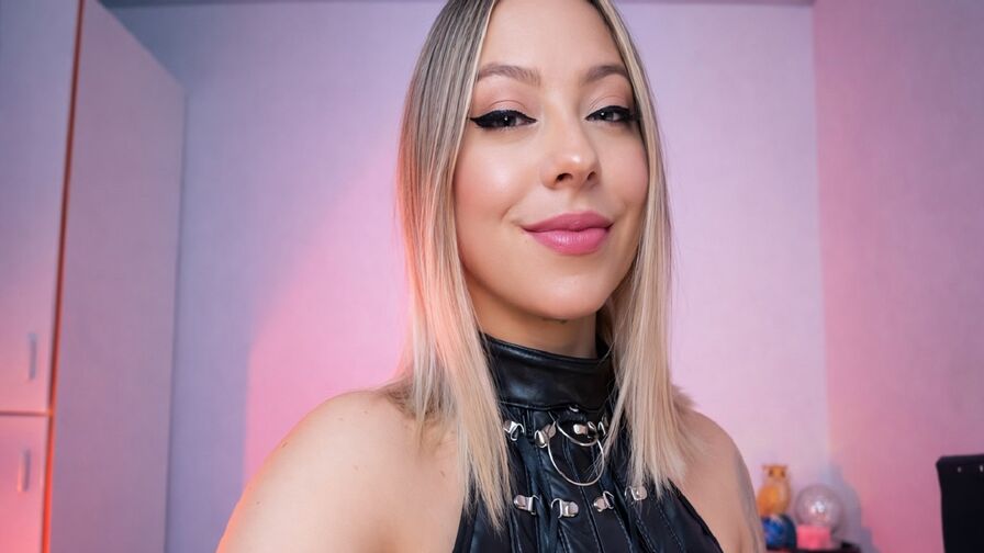 ArishaTorres's live cam
