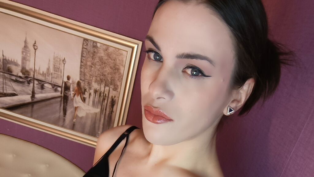NicoleRedfields live cam model at LiveJasmin